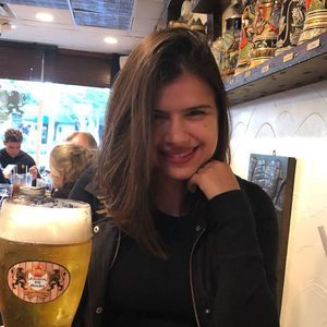 Meet your Posher, Daniella